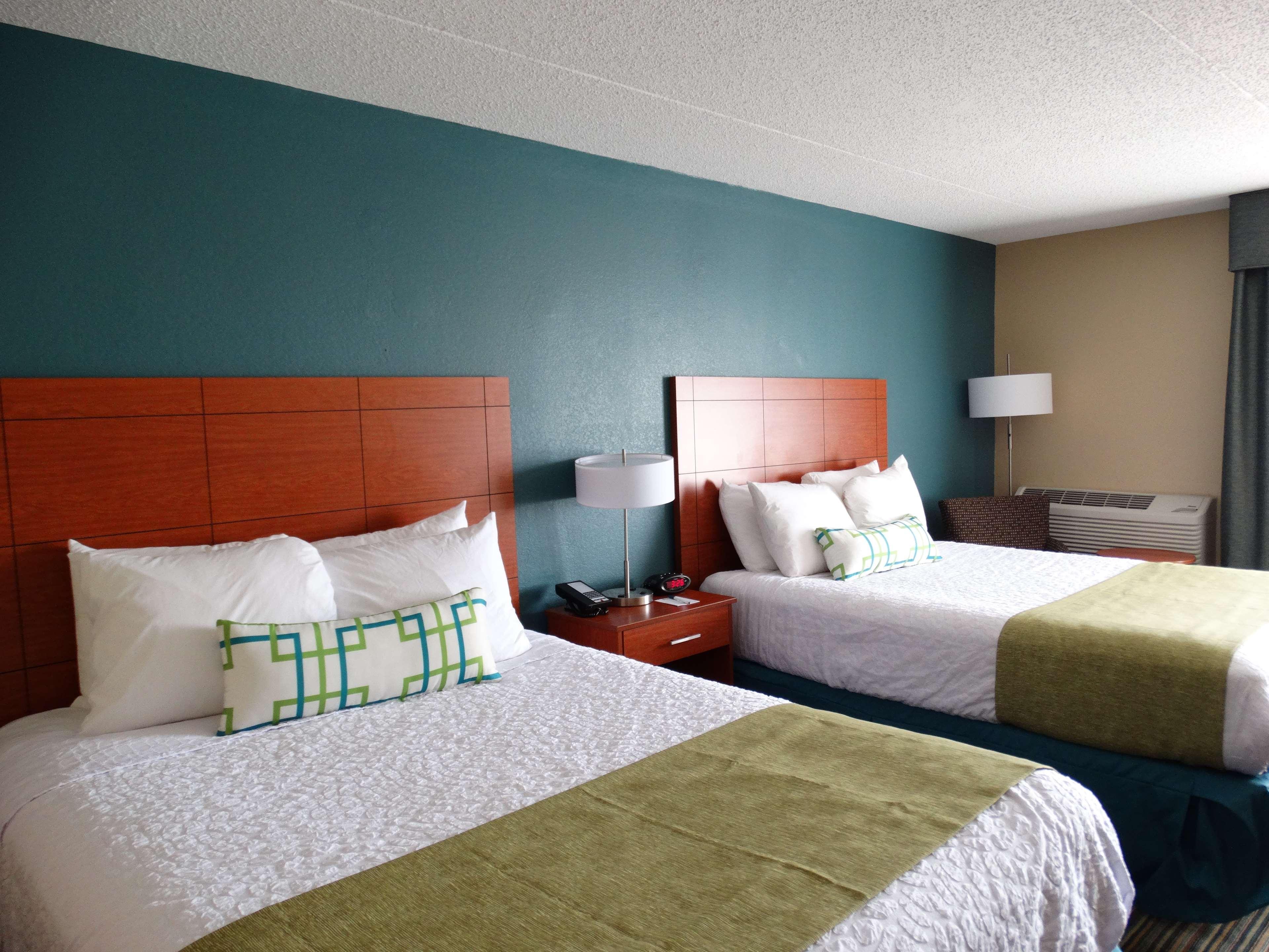 Best Western Warren Hotel Exterior photo