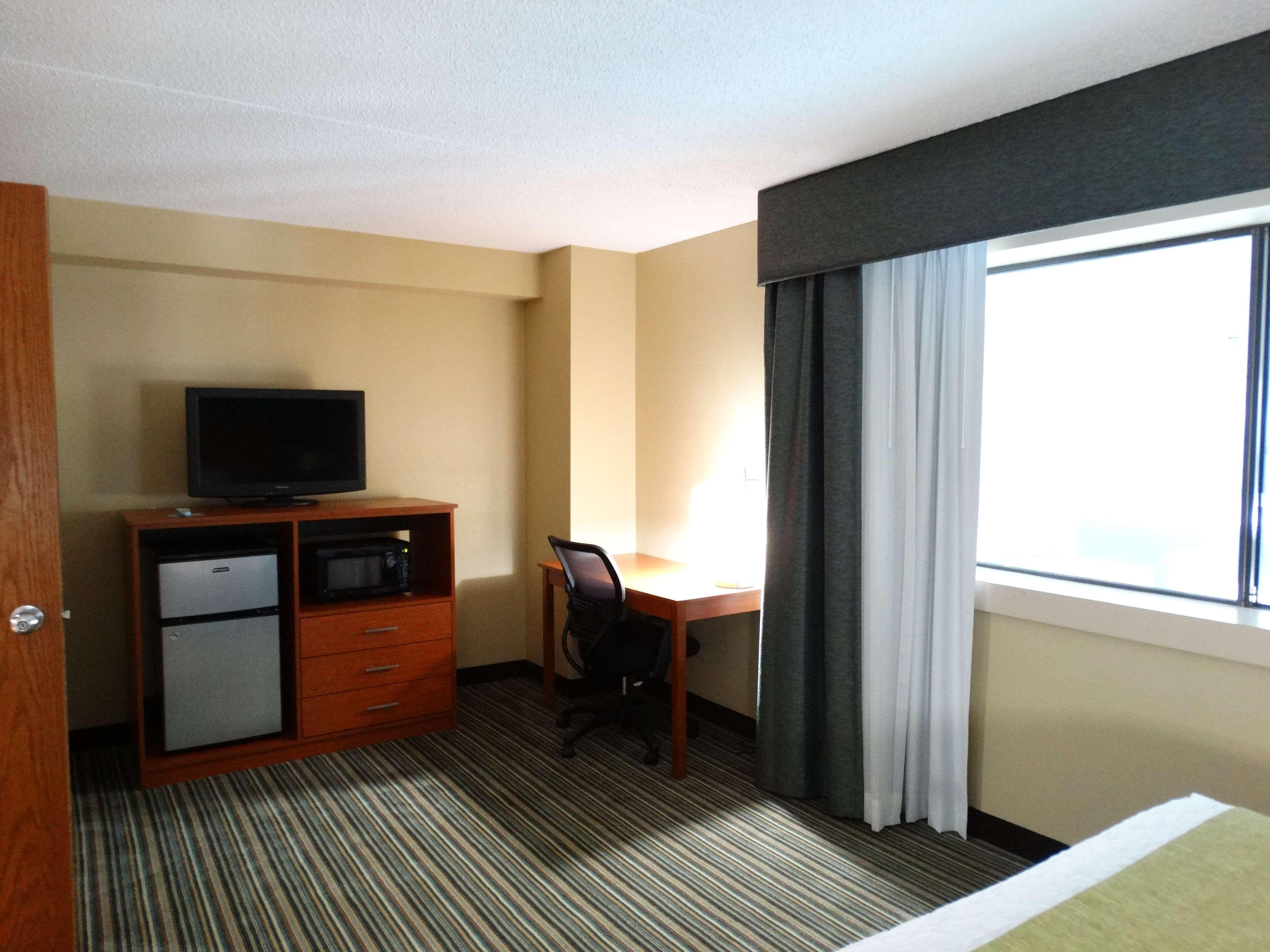 Best Western Warren Hotel Exterior photo