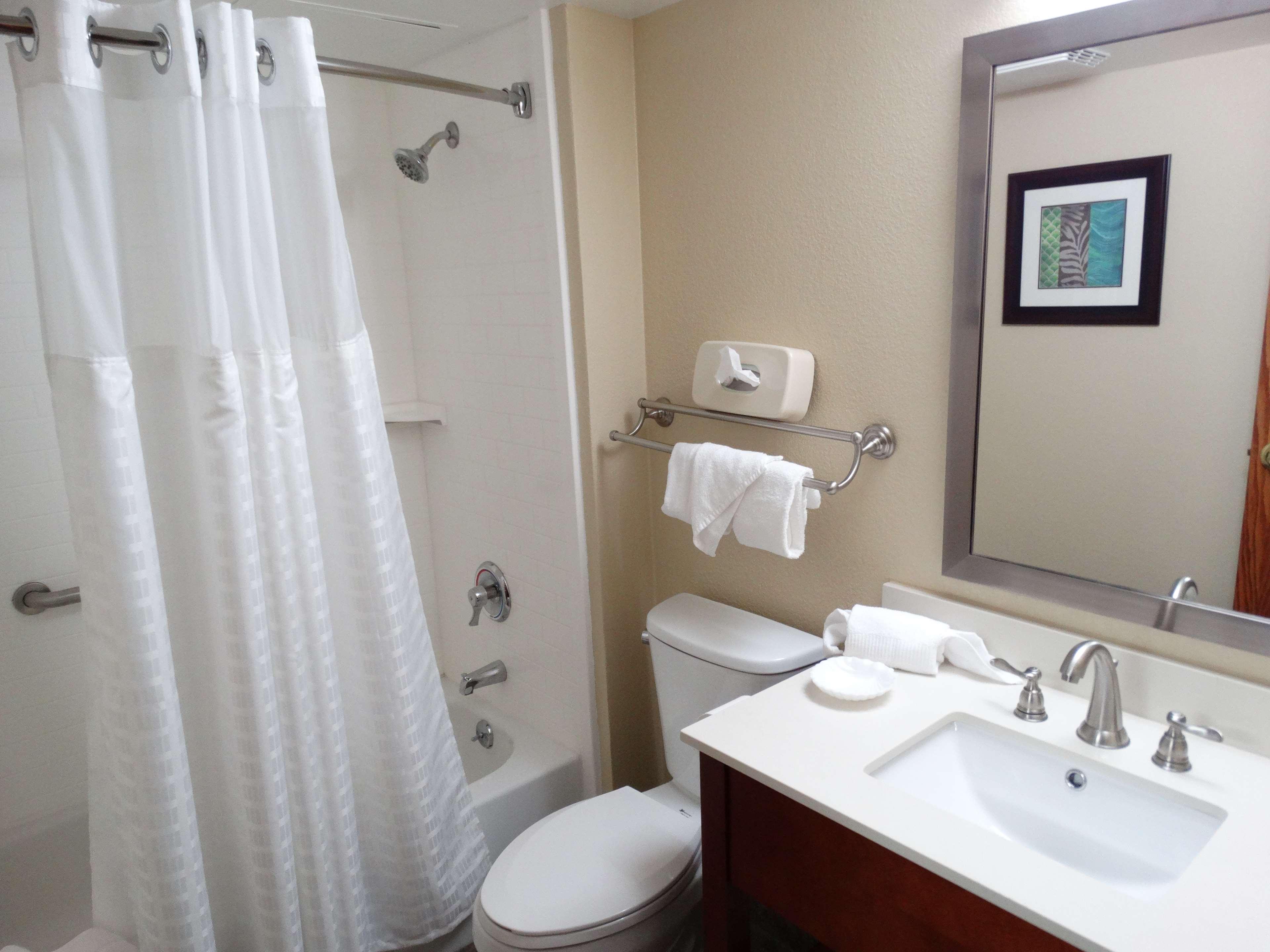 Best Western Warren Hotel Exterior photo