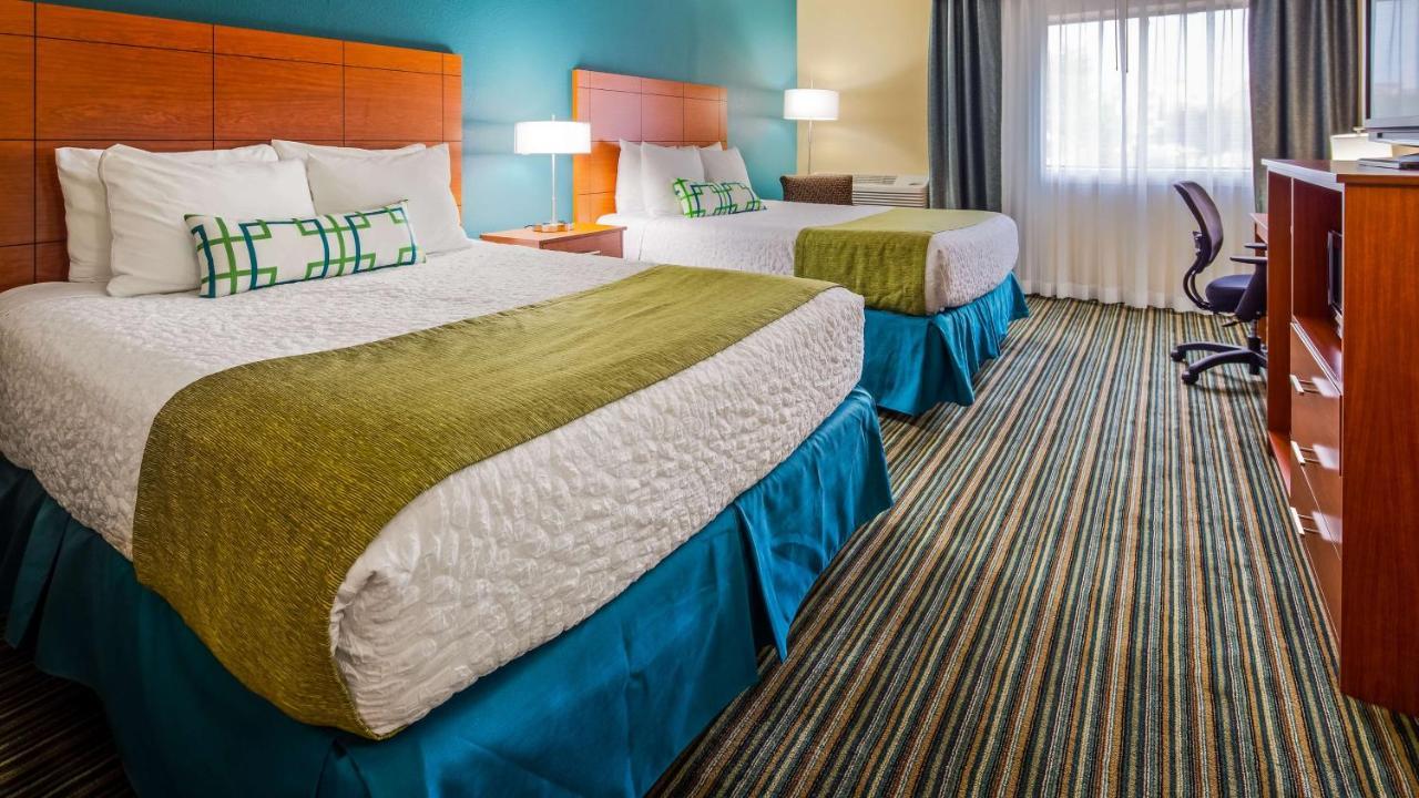 Best Western Warren Hotel Exterior photo