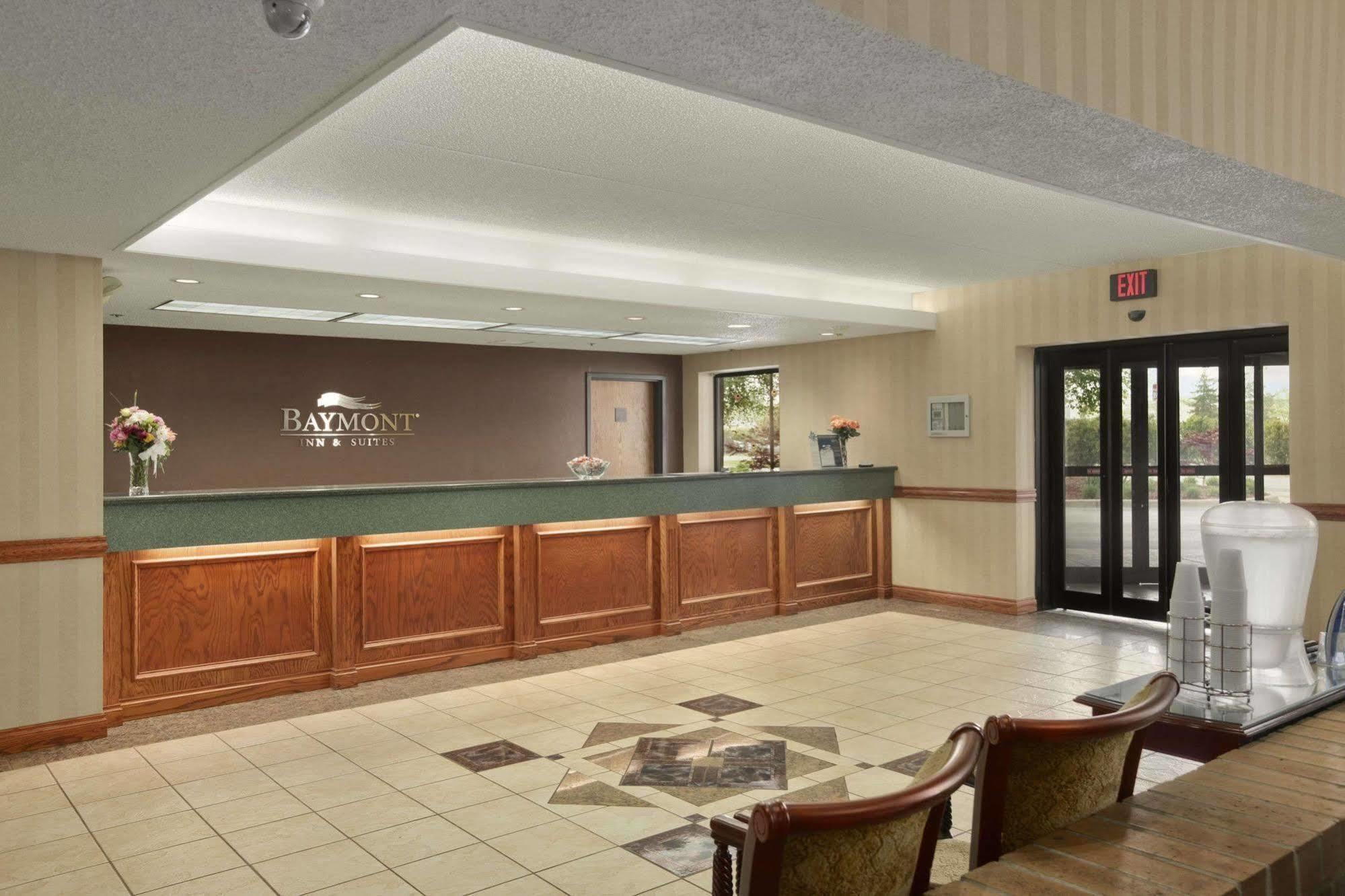 Best Western Warren Hotel Exterior photo